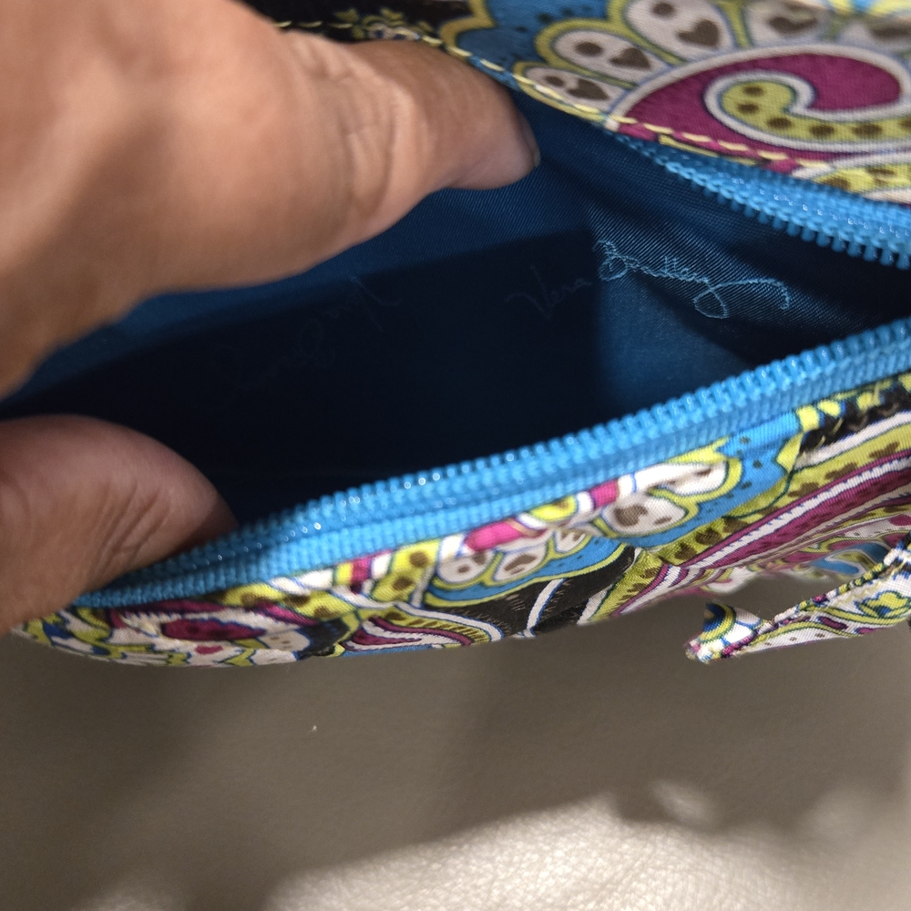 Vera Bradley Silk Zoe Paisley Small Shoulder Bag Purse - Picture 3 of 5